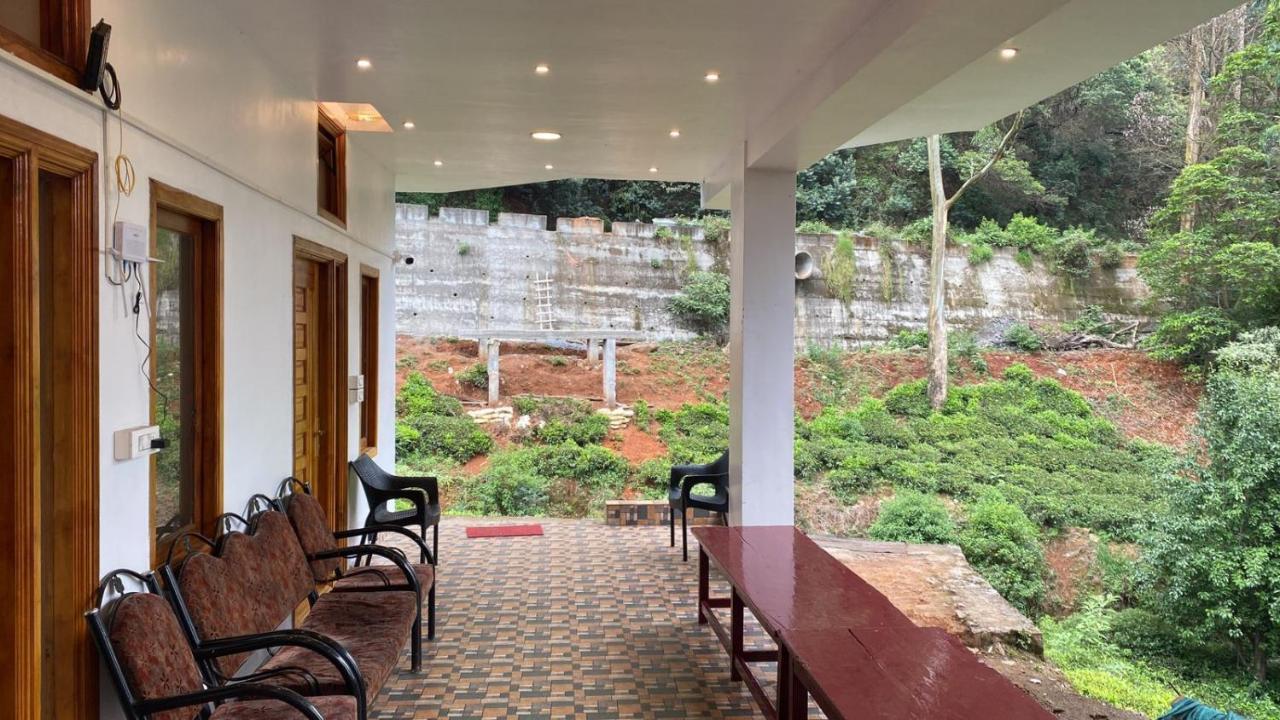 Perinba Vilas Inn Ketti Exteriér fotografie